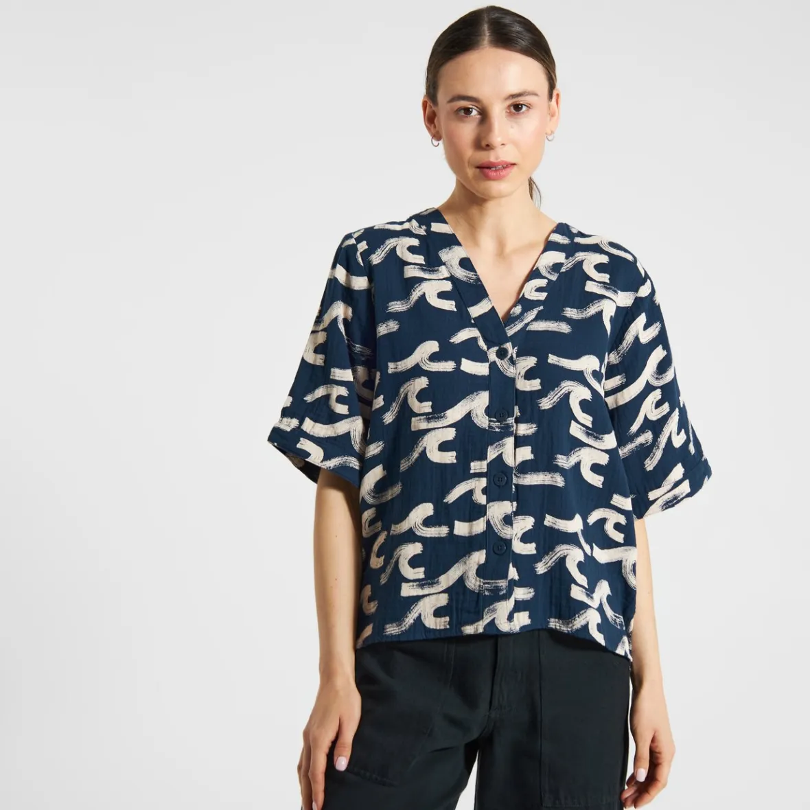 Hot Blouse Odense Brushed Waves Black Iris Women Shirts & Blouses