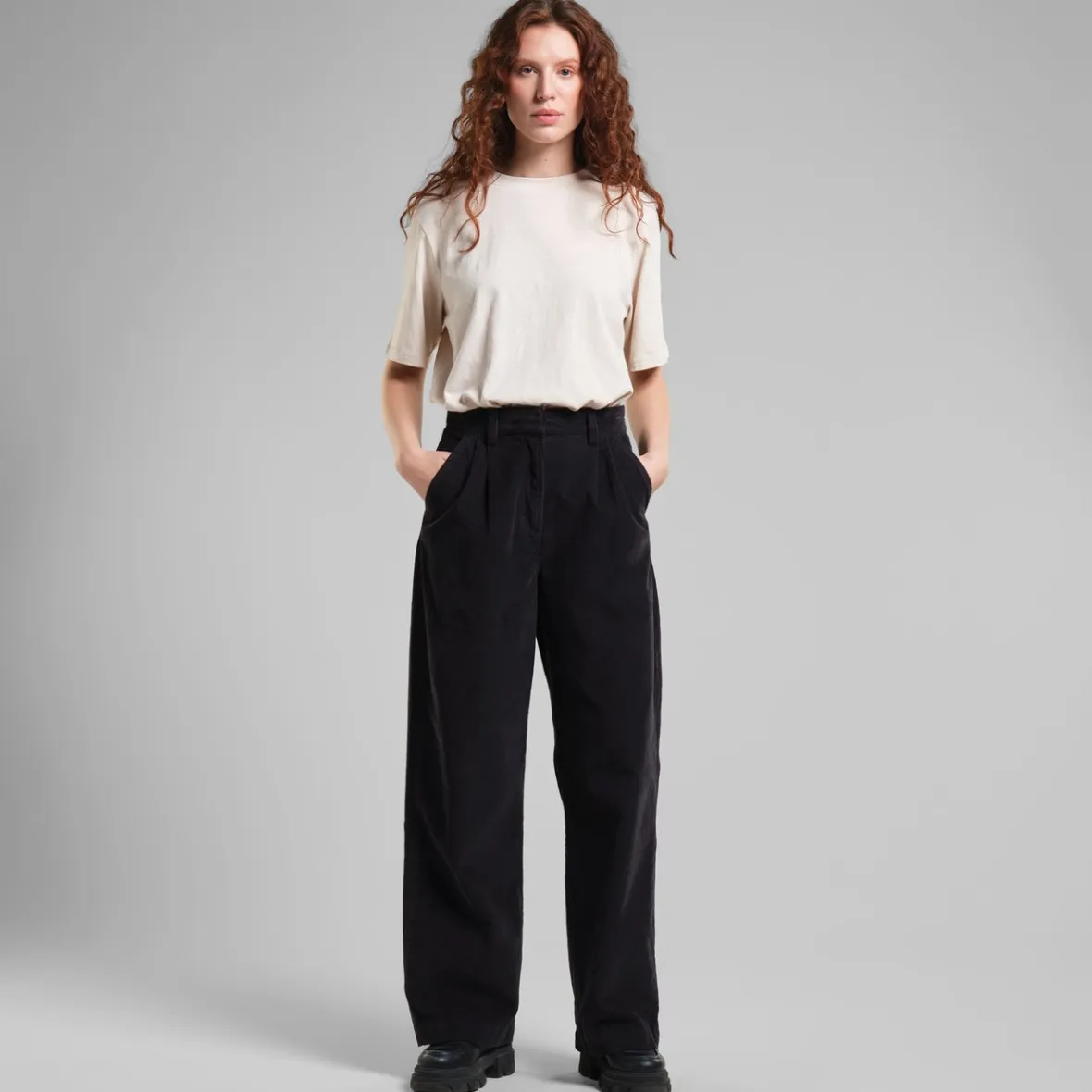 Discount Pants Vickleby Corduroy Black Women Pants