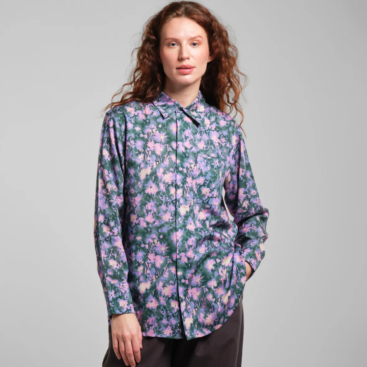 Fashion Shirt Kosta Blurred Flowers Purple Women Shirts & Blouses