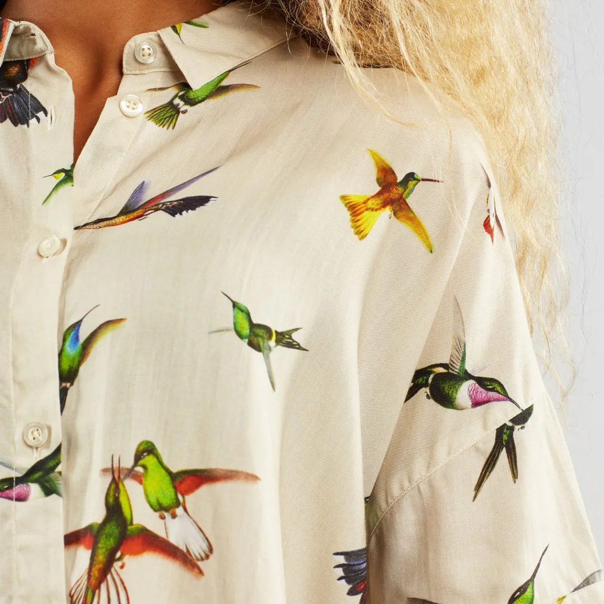 Best Shirt Short Sleeve Nibe Flying Hummingbirds Multi Color Women Outlet