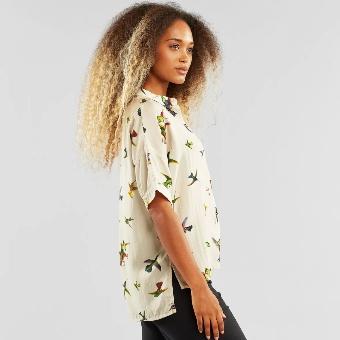 Best Shirt Short Sleeve Nibe Flying Hummingbirds Multi Color Women Outlet