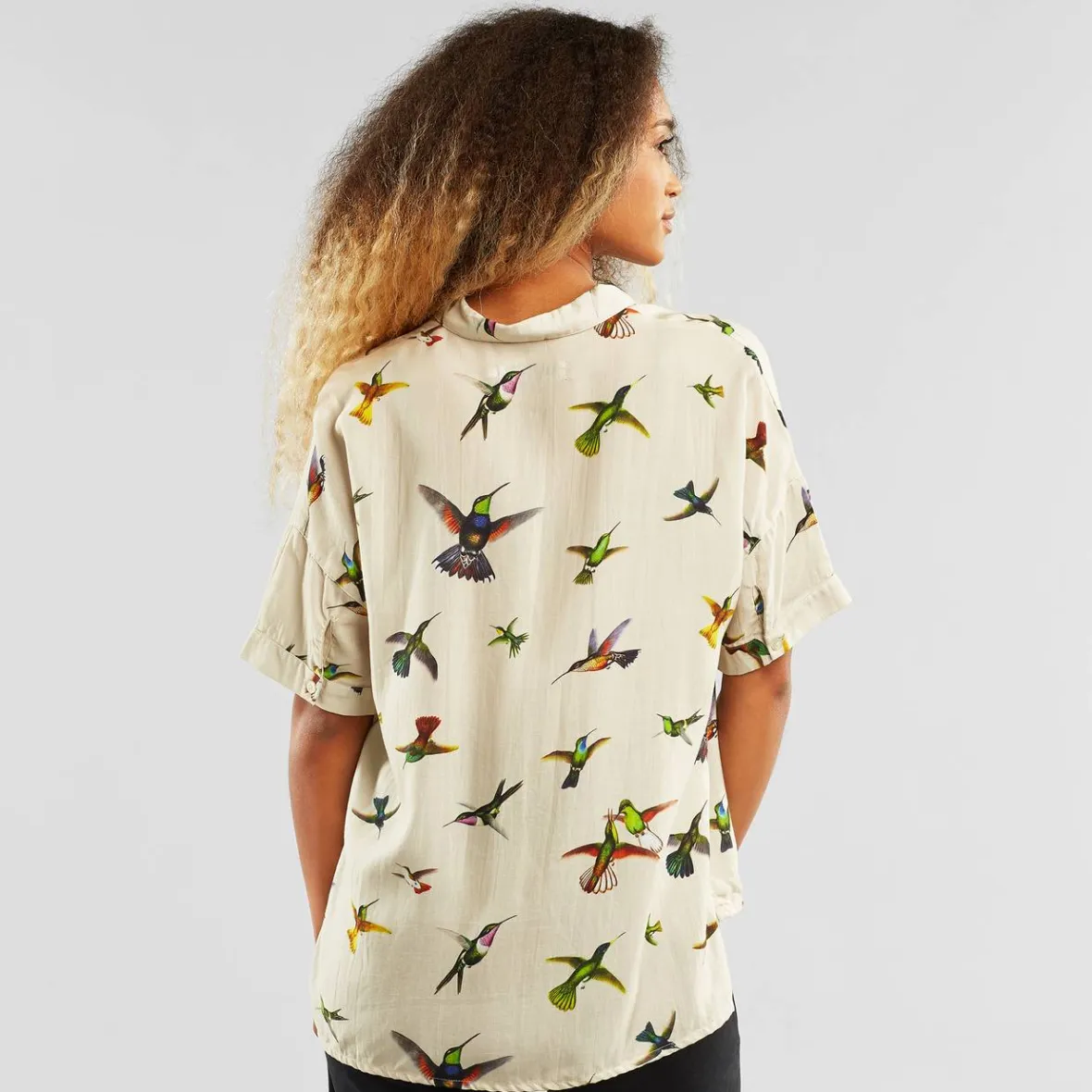Best Shirt Short Sleeve Nibe Flying Hummingbirds Multi Color Women Outlet