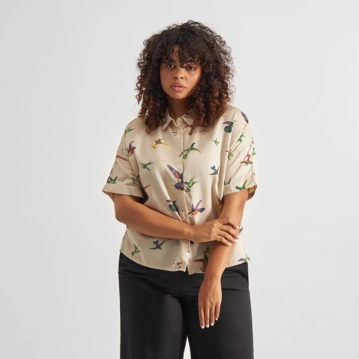 Best Shirt Short Sleeve Nibe Flying Hummingbirds Multi Color Women Outlet