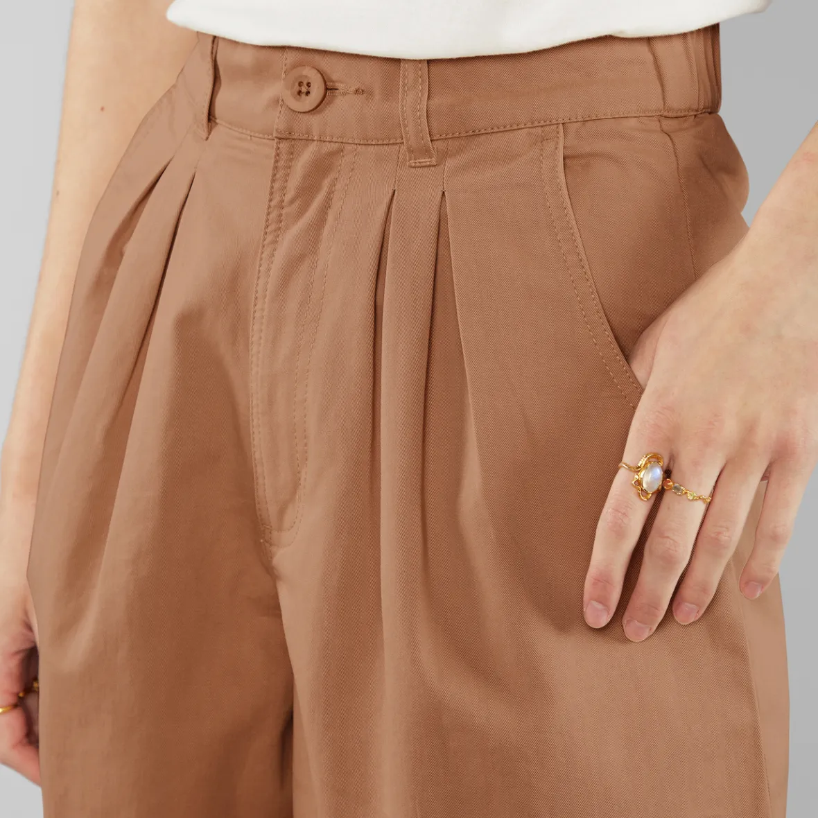 Online Shorts Grundsund Wood Brown Women Outlet