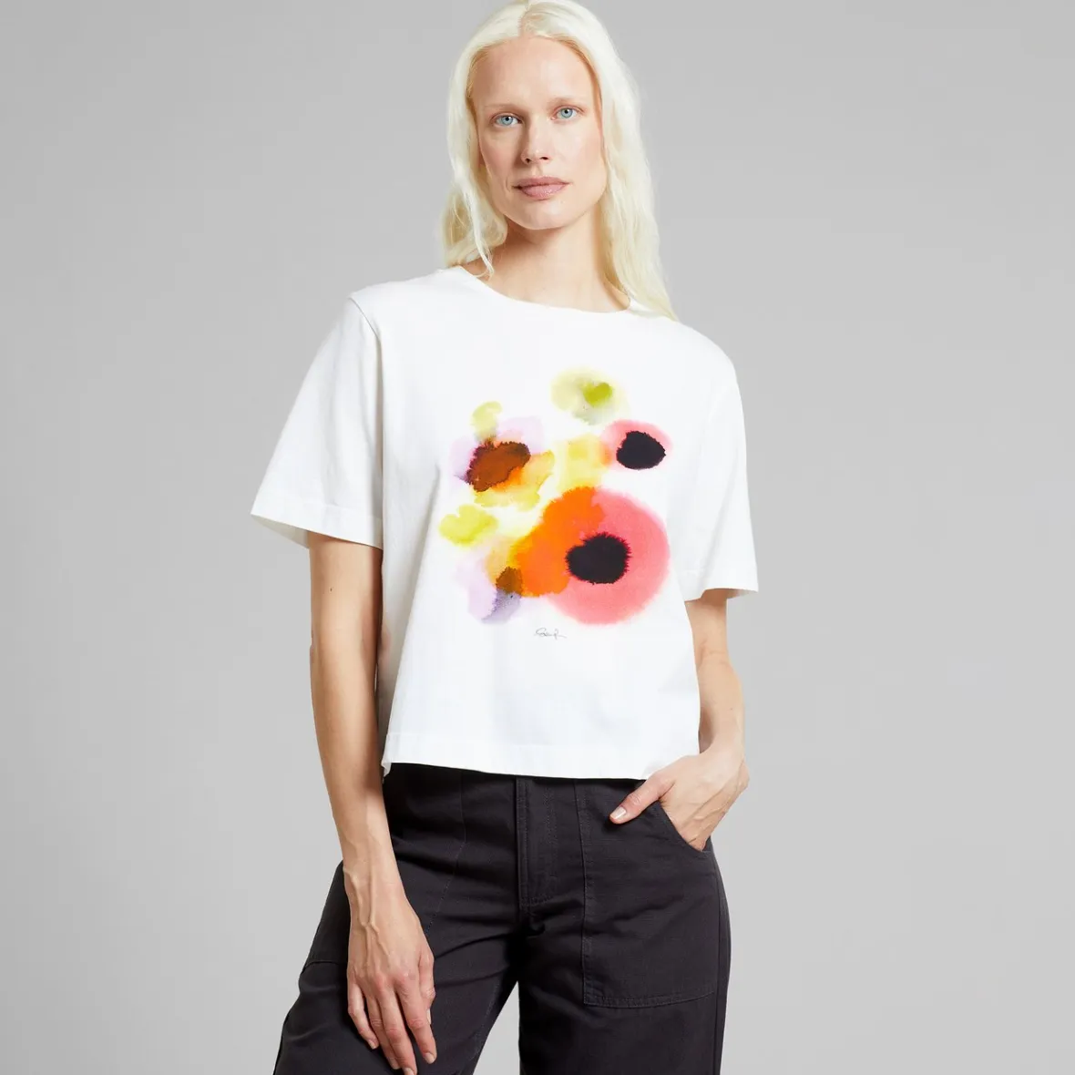 Hot T-shirt Vadstena Abstract Flowers White Women Outlet