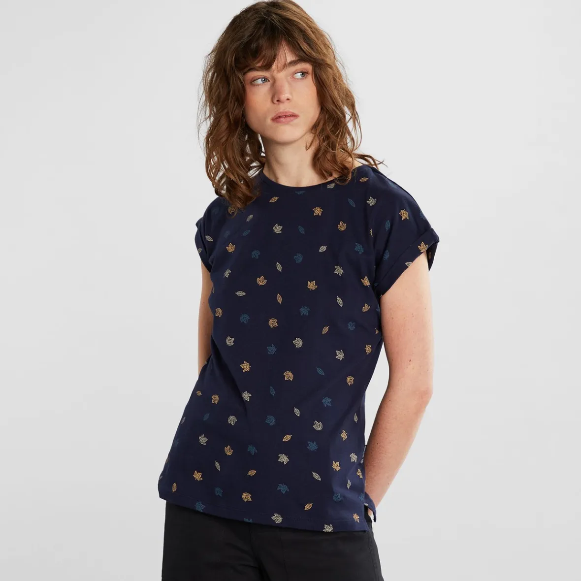 Online T-shirt Visby Autumn Leaves Navy Women Outlet