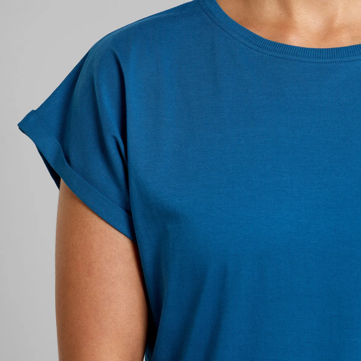 New T-shirt Visby Base Midnight Blue Women Outlet