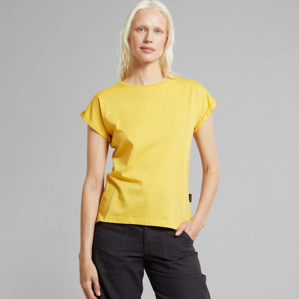 Discount T-shirt Visby Base Misted Yellow Women Base T-shirts | Basics