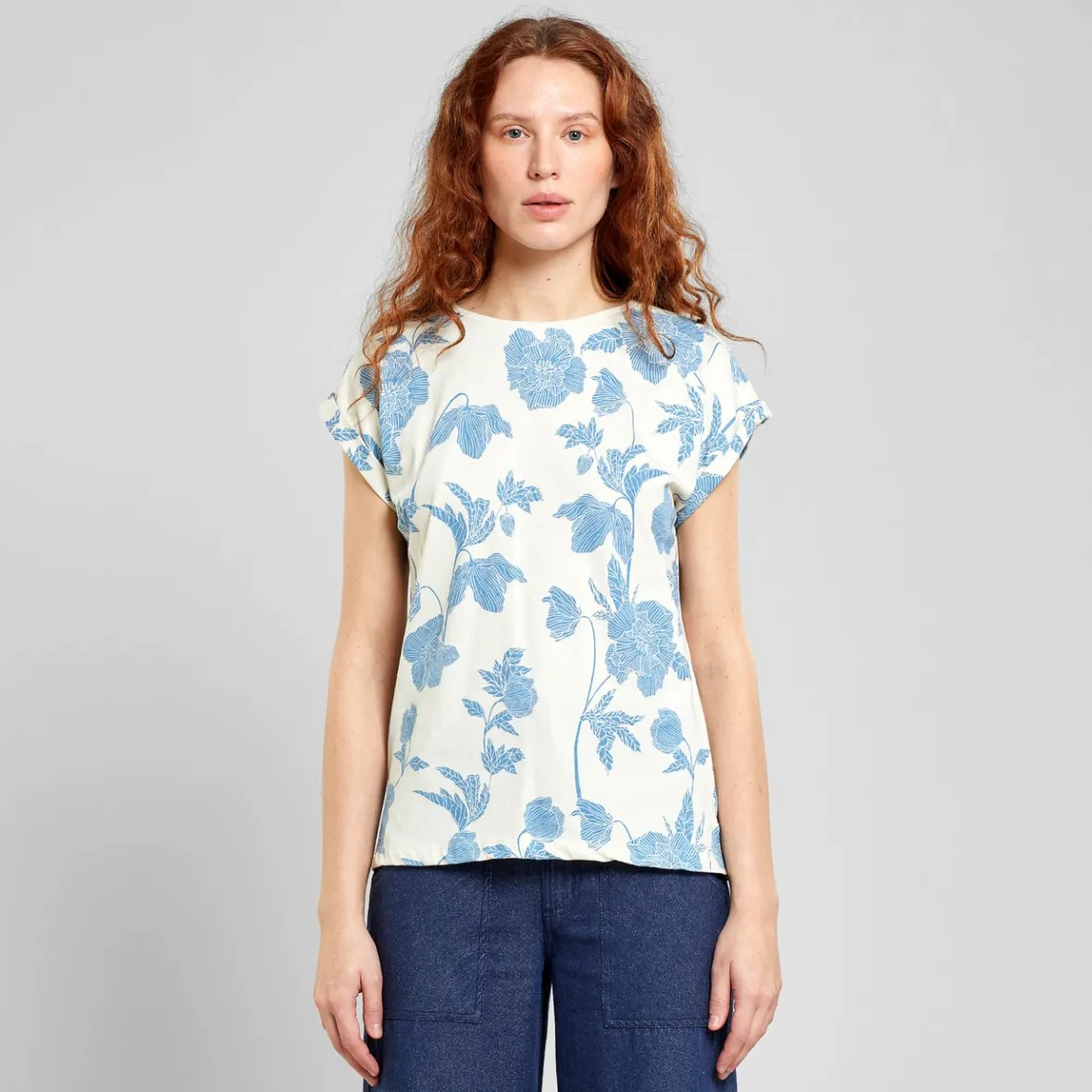 Shop T-shirt Visby Duotone Floral Oat White Women T-shirts