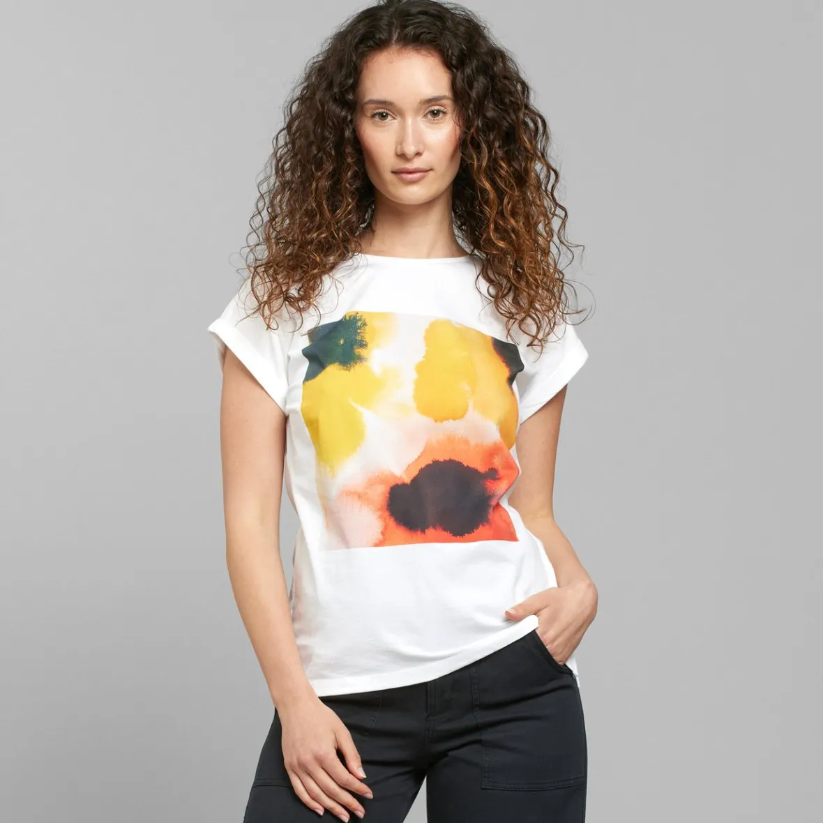 Clearance T-shirt Visby Flowers White Women T-shirts