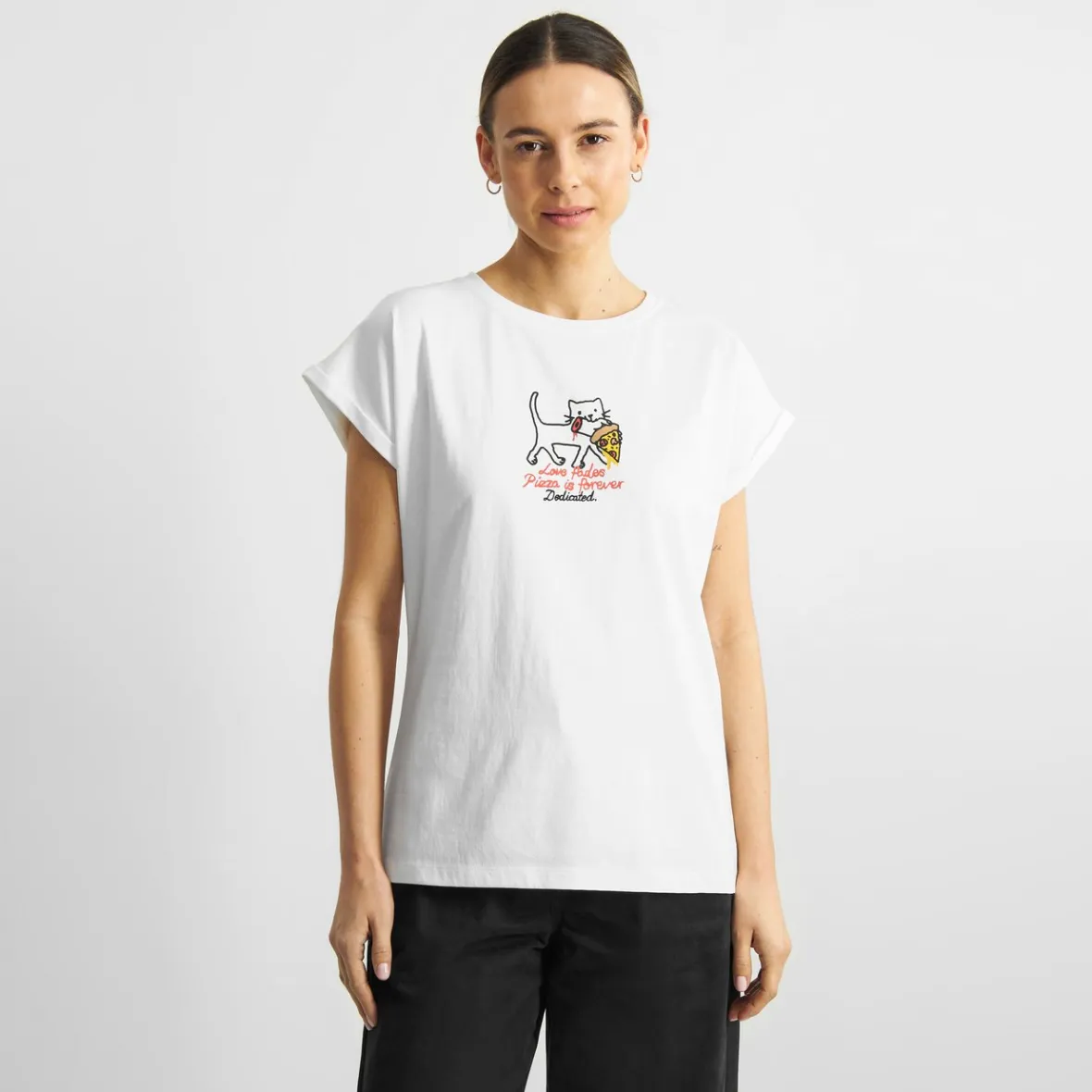 Store T-shirt Visby Pizza Love White Women T-shirts