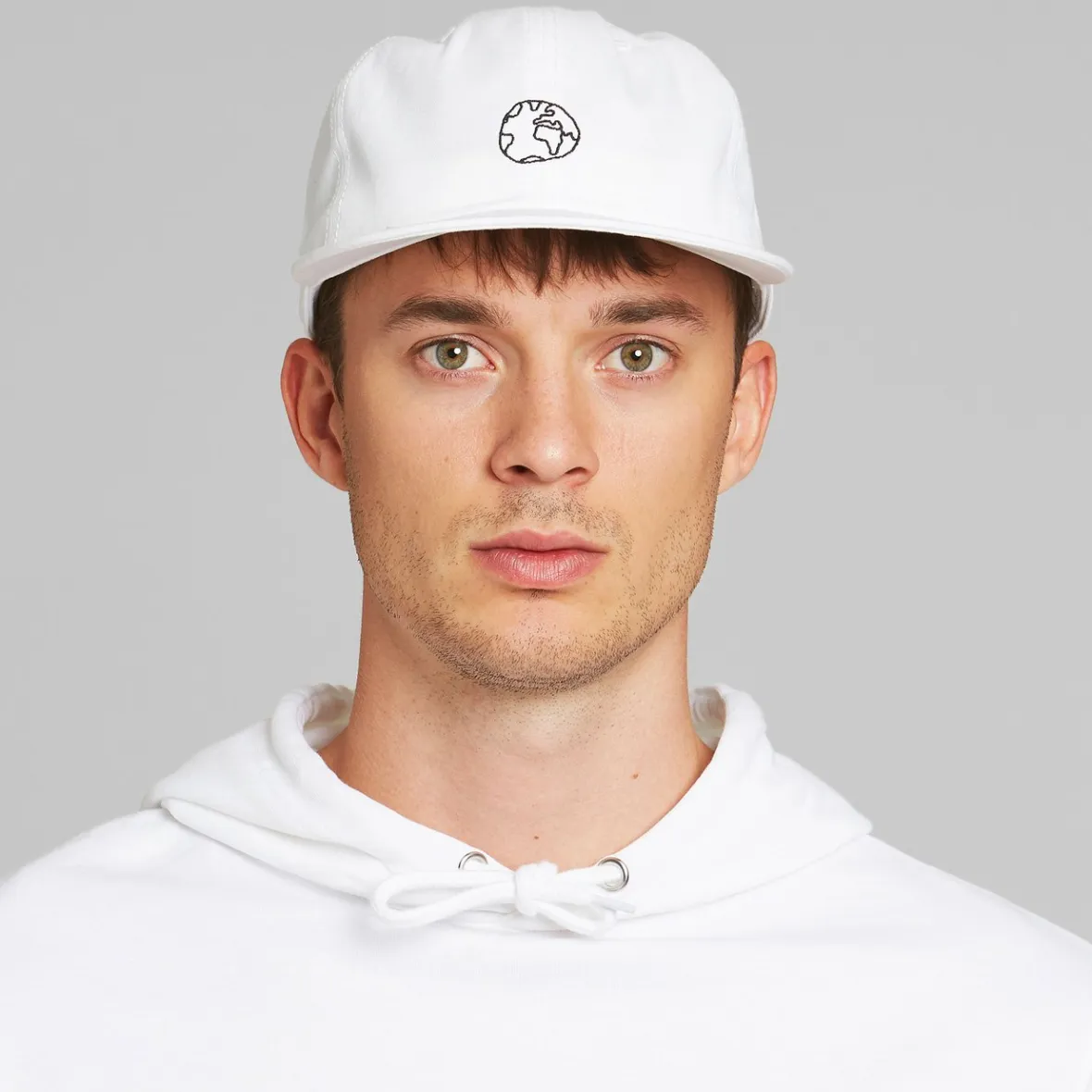 Shop Unconstructed Cap Globe White Women Outlet