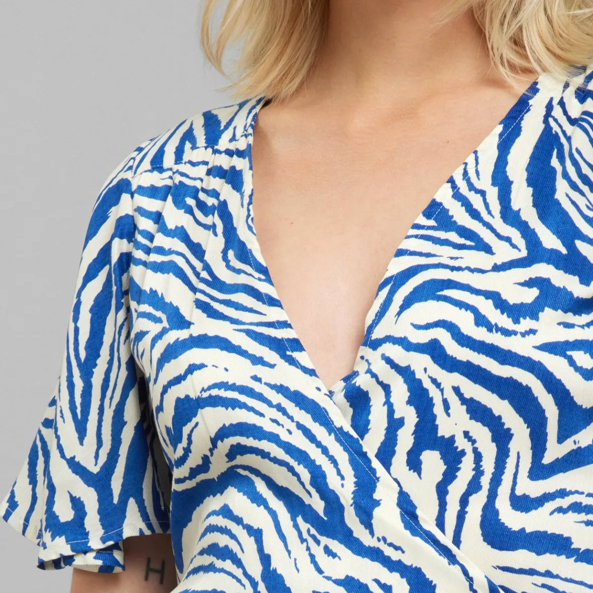 Clearance Wrap Dress Kungshamn Zebra Blue Women Outlet