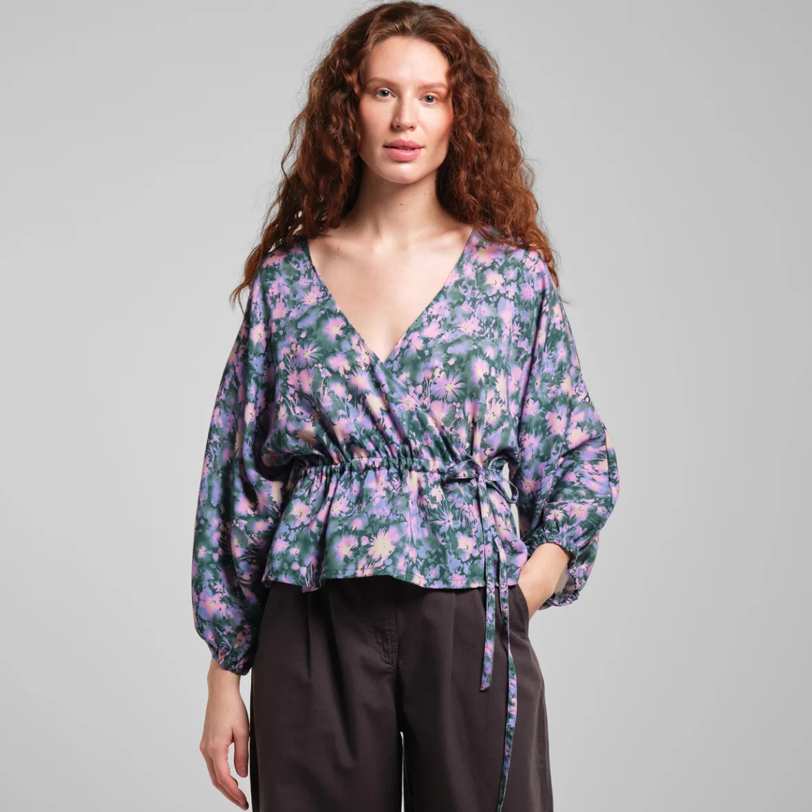 Outlet Wrap Top Rosenvik Blurred Flowers Purple Women Tops